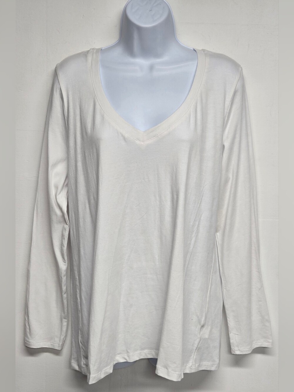 Ambiance 3XL Vintage Bright White Top Long Sleeve V Neck Stretch Knit